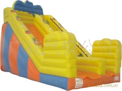【廣花氣模沖水充氣滑梯 大型充氣玩具】?jī)r(jià)格,廠家,圖片,其他水上游樂(lè)設(shè)備,廣州市廣花氣模-