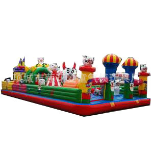 項城蓮花愛童氣模 專業(yè)供應高品質狼堡10*8充氣城堡及淘氣堡